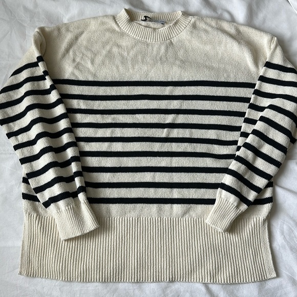 Zara striped crewneck sweater - Picture 1 of 3